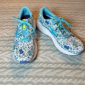 Brooks Women’s Nurse Sneakers